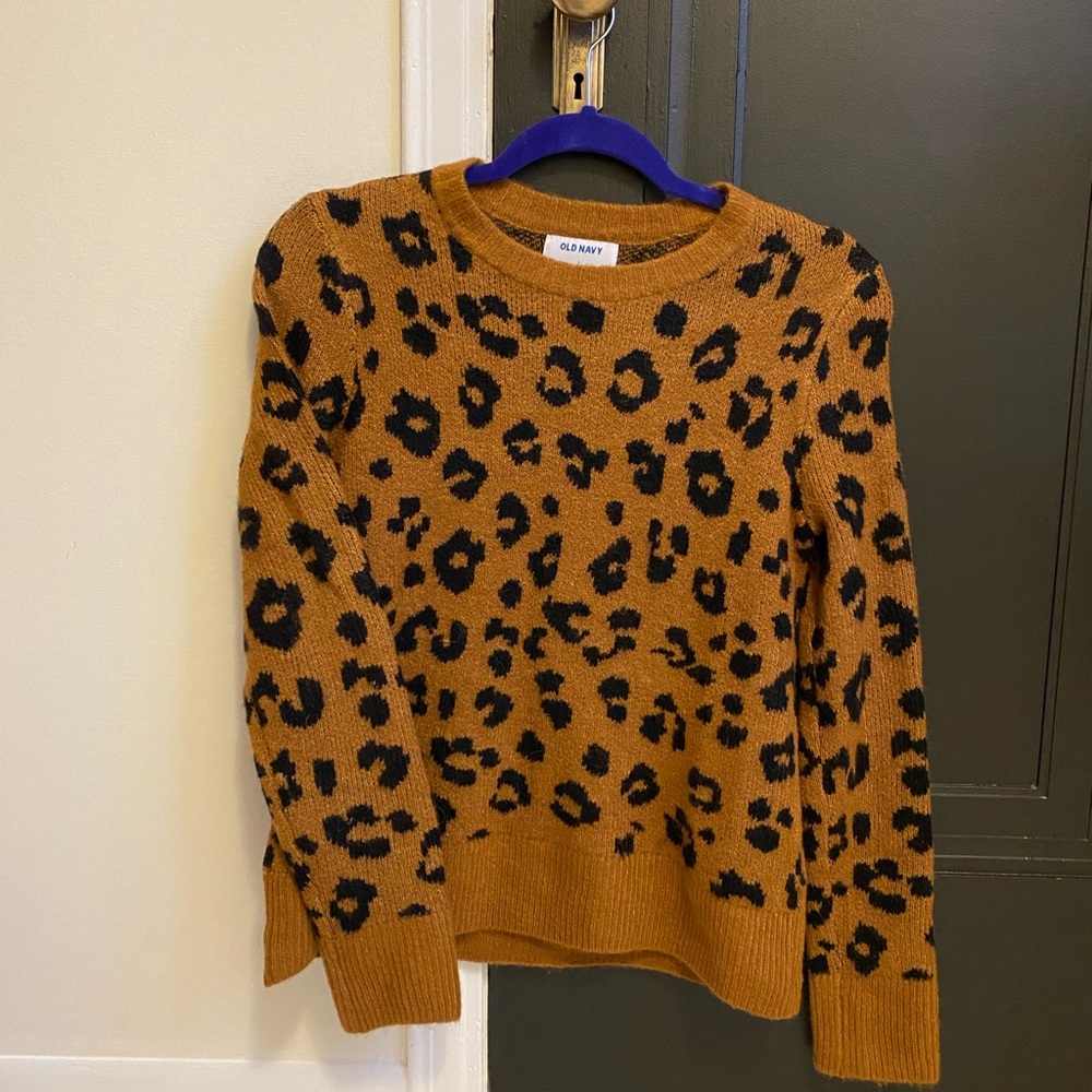Leopard Print Sweater - Picture 2 of 3